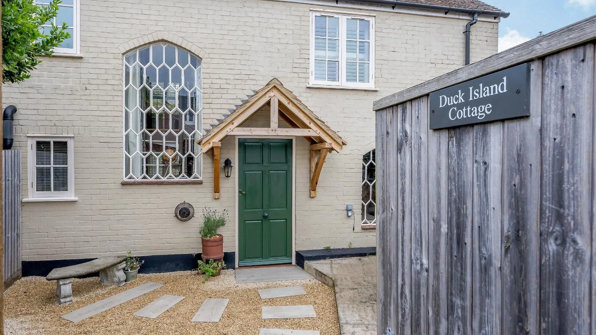 Duck Island Cottage Ringwood United Kingdom