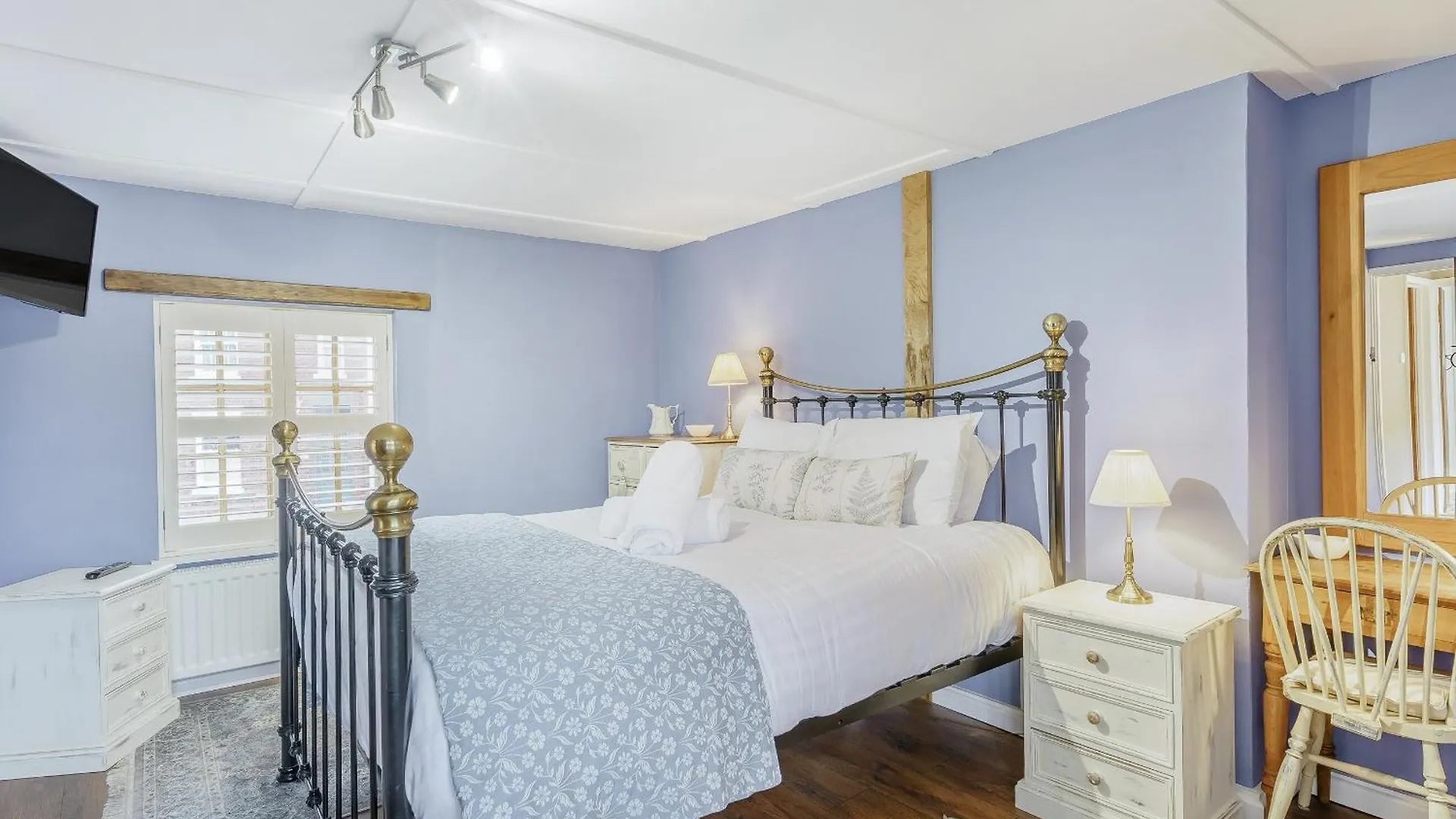 Duck Island Cottage Ringwood 0*,  United Kingdom